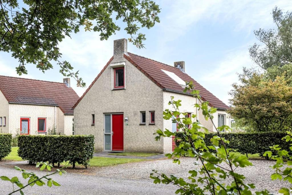 Vakantiehuis Aan Het Water -Incl Laadpaal- Ewijk Exterior photo